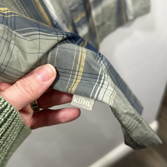 Kuhl Eluxur plaid button down shirt size small - Picture 9 of 10